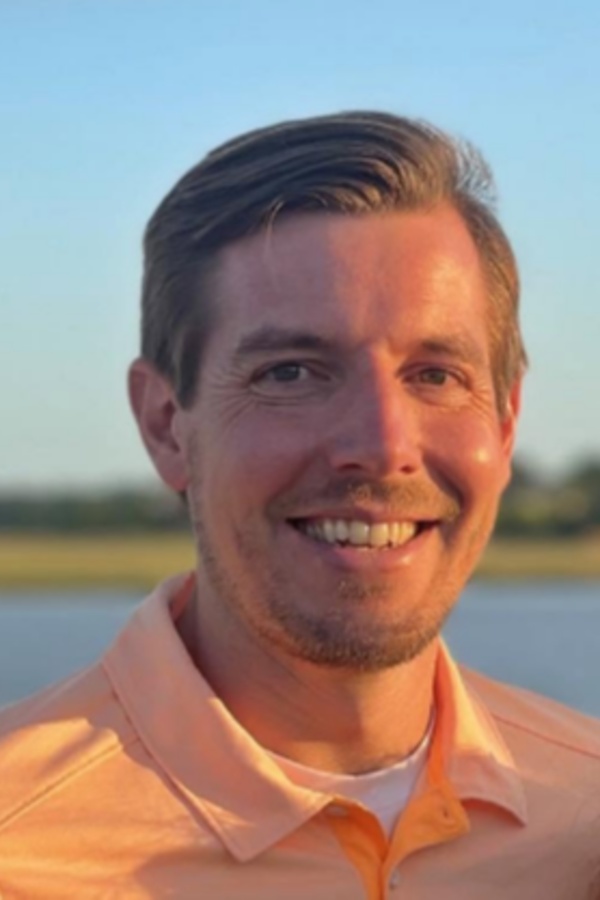 Cruise Brothers Travel Agent Jacob Parker